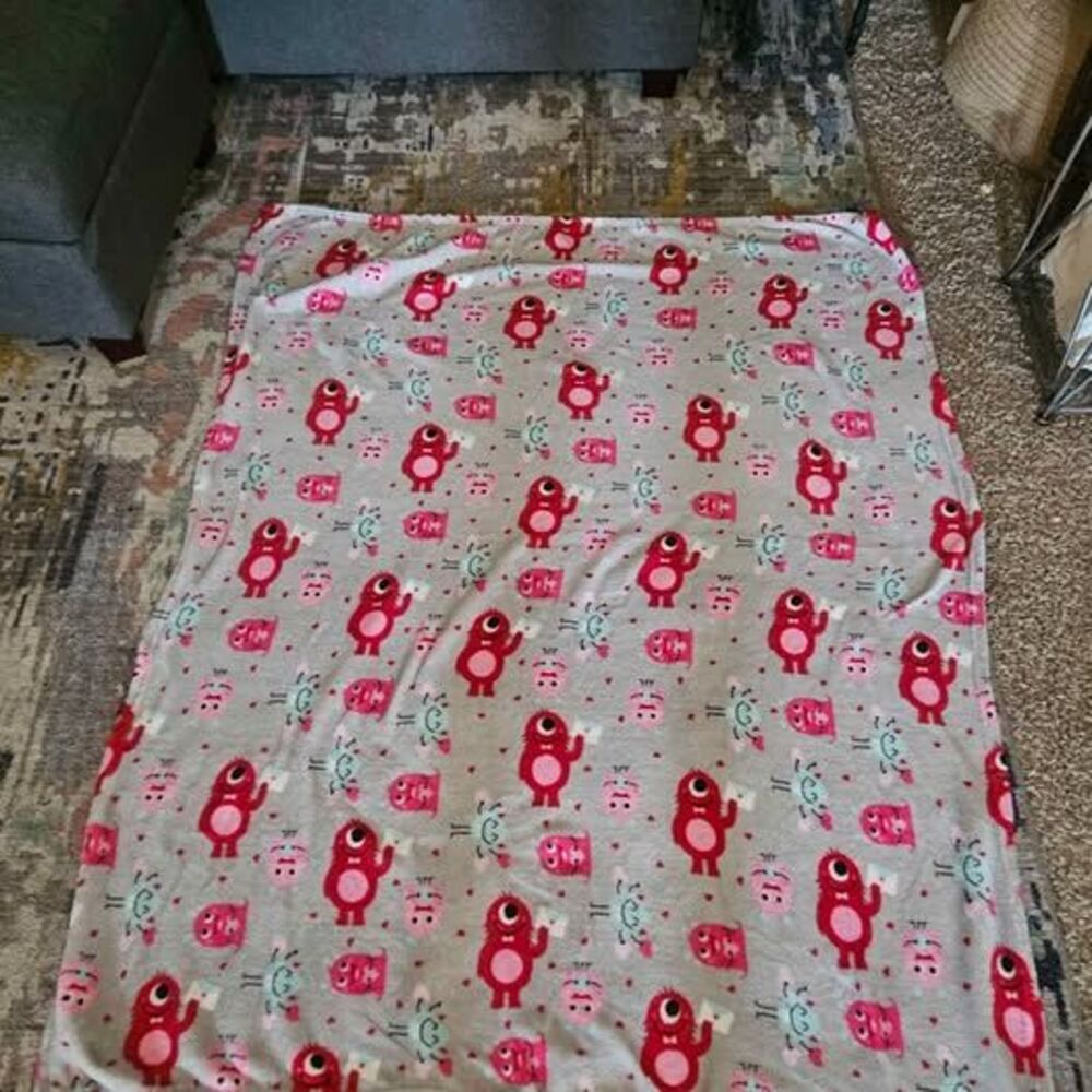 Holiday Time Monster Plush Throw Blanket